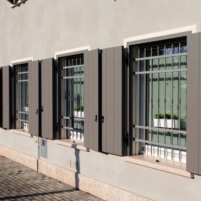 Serramento esterni ed interni per abitazione privata Castiglione Mn 19